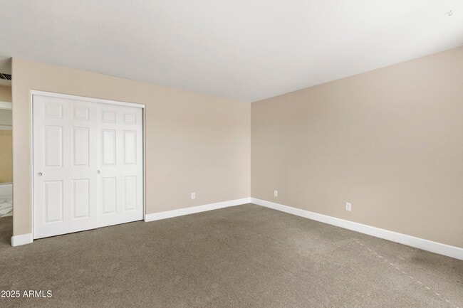 Building Photo - 42130 N 44th Dr