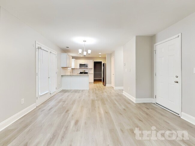 Building Photo - 3540 Stoney Creek Way