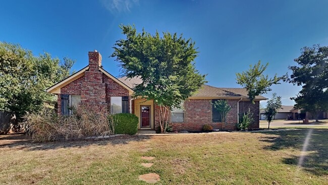 Building Photo - 3 Bedroom in Edmond