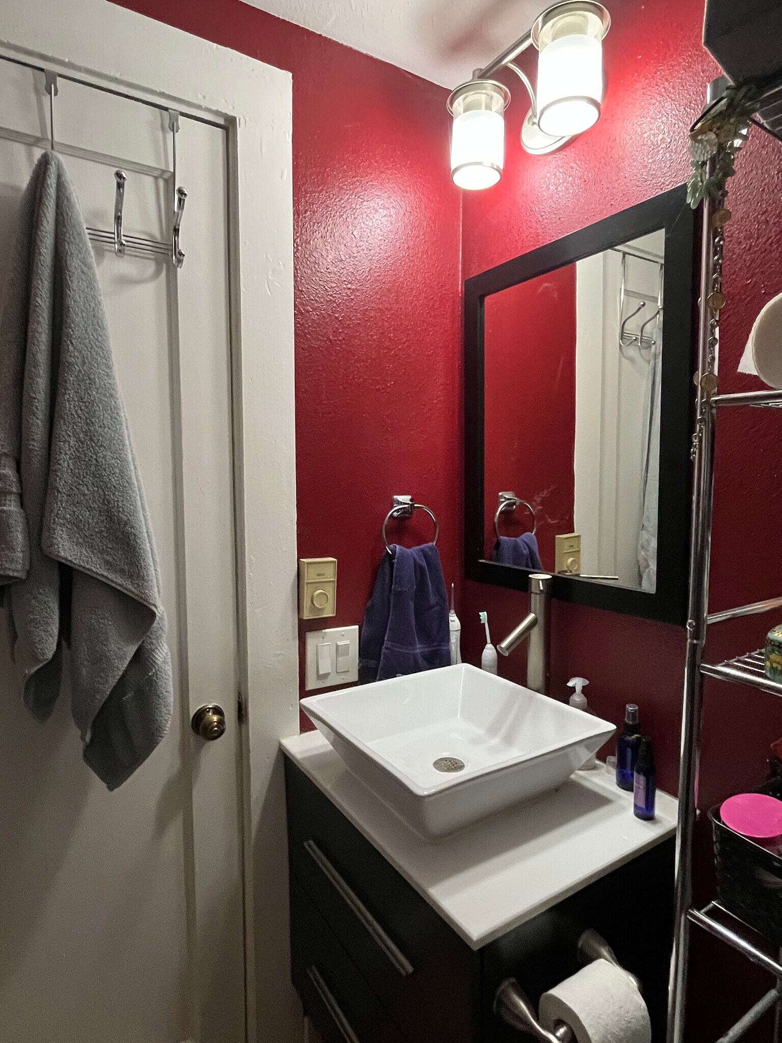 Building Photo - 6057 34th Ave NE