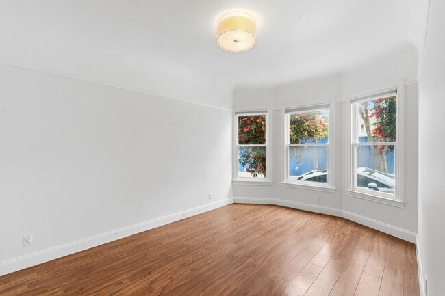 Building Photo - Lovely 2 Bed, 1 Bath Haight Ashbury Flat