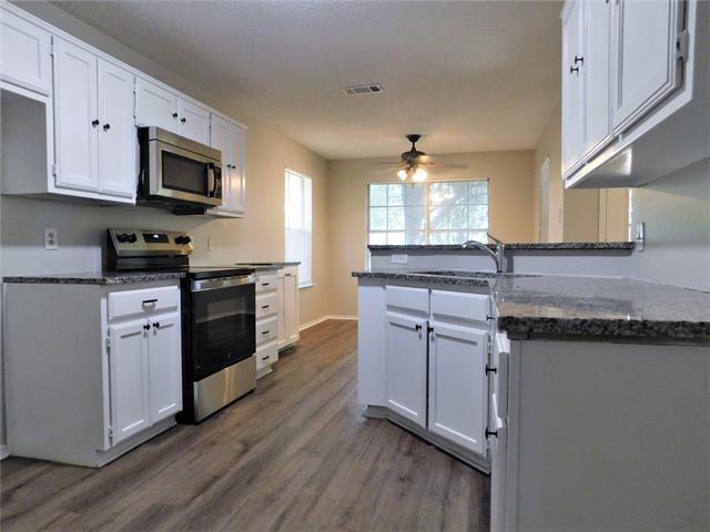 Building Photo - 1008 Bayfield Dr