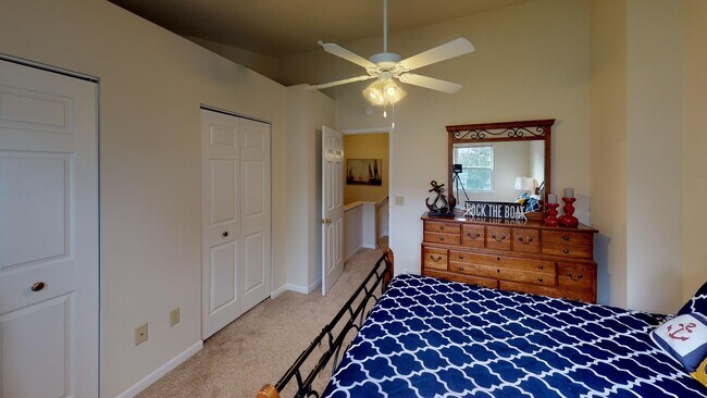 Building Photo - 1654 W Grandview Blvd