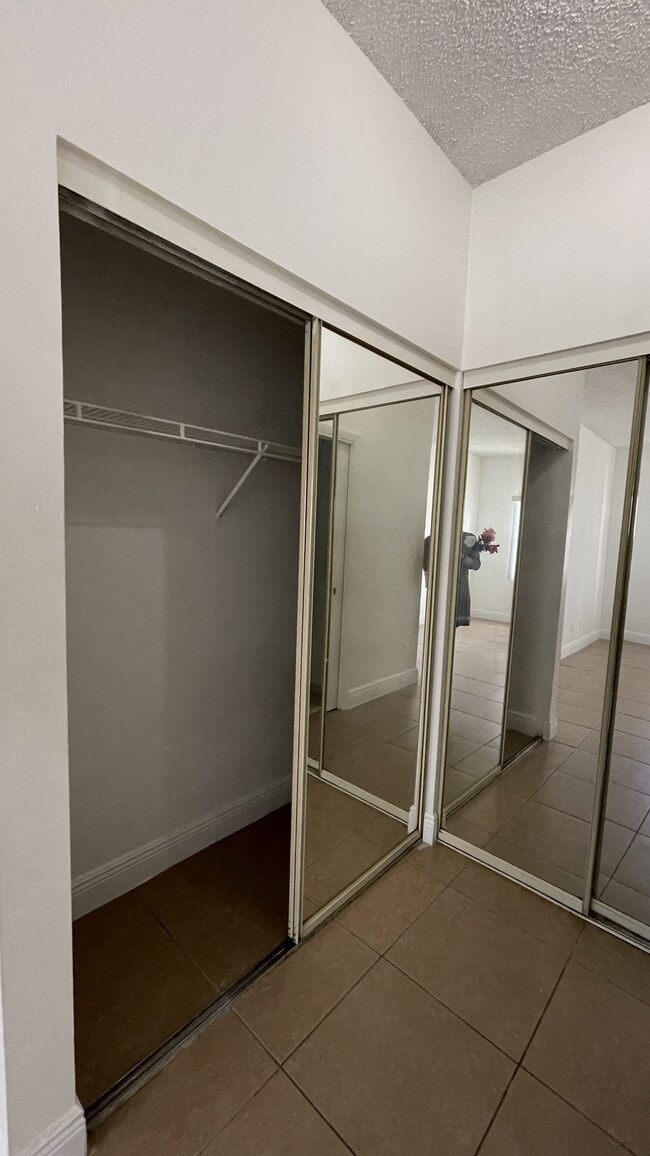 Building Photo - 661 Cypress Lake Blvd