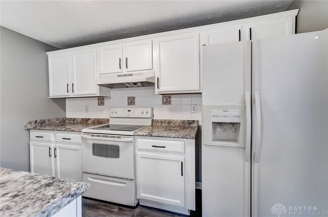 Building Photo - 4825 Flagstone Ct