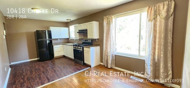 Building Photo - 10418 Castle Dr