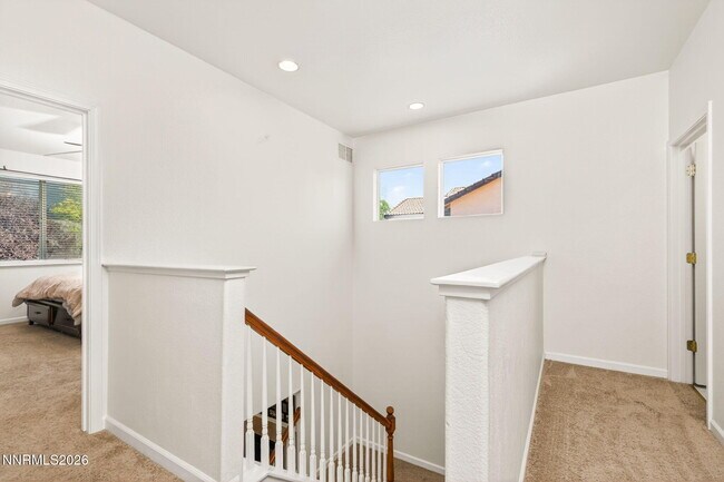 Building Photo - 6960 Rioja Ct