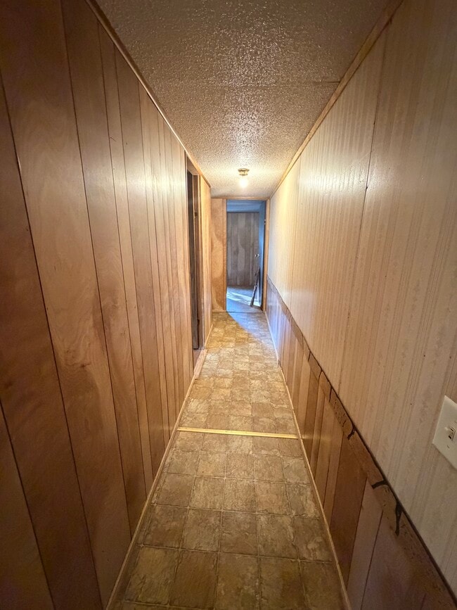 Building Photo - Trailer 15