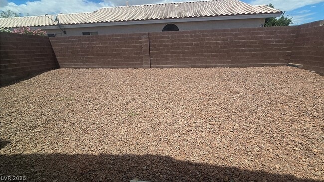 Building Photo - 2258 Smokey Sky Dr