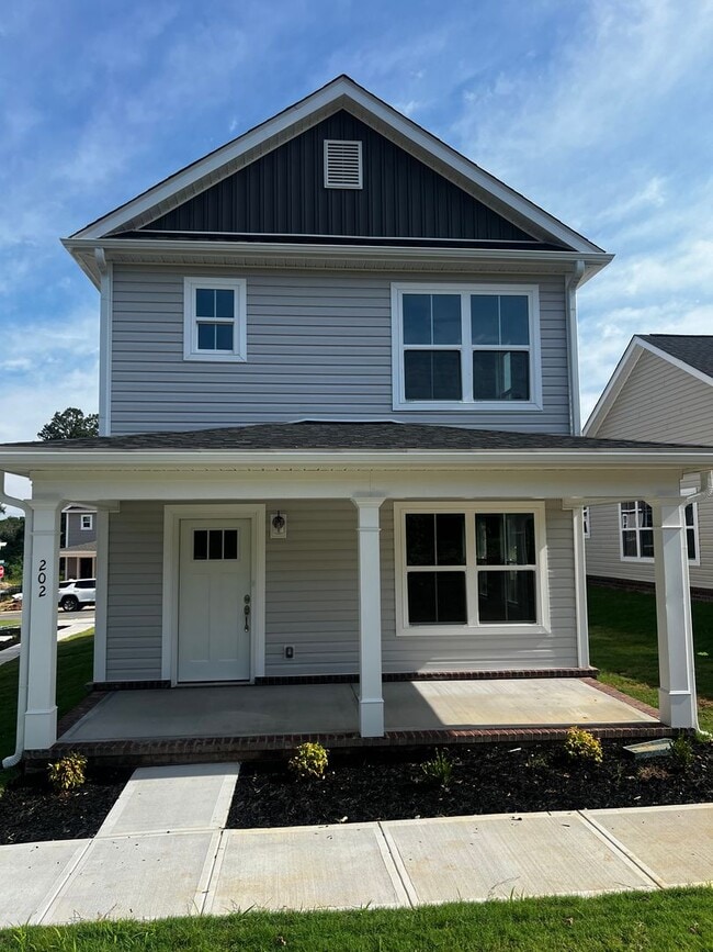 Building Photo - 202 Samson Trl