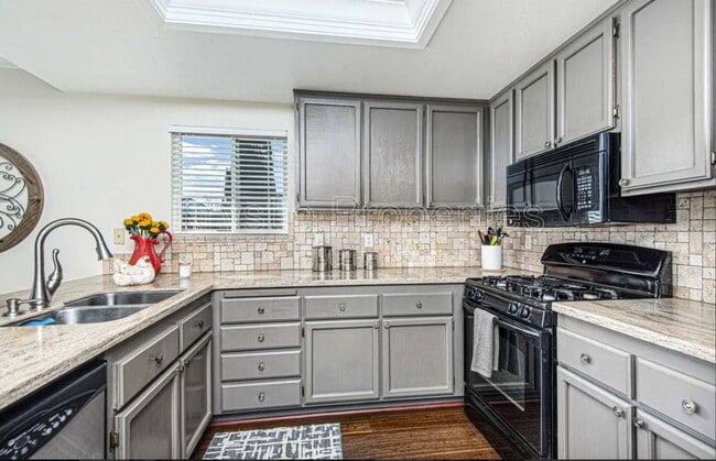 Building Photo - 217 Foulkstone Way