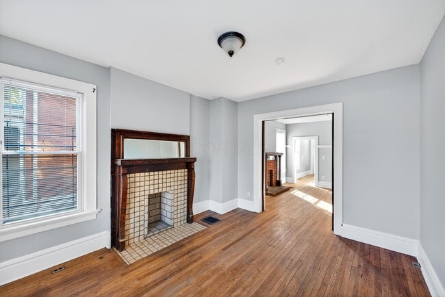 Building Photo - 1619 E Main St