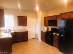 Building Photo - 5827 Corbin Ave