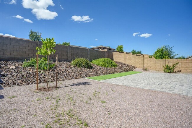Building Photo - 6185 E Beecher Loop