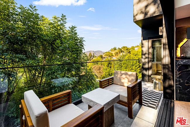 Building Photo - 7317 Caverna Dr