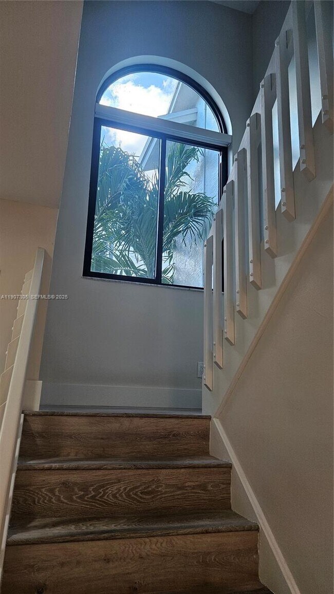 Building Photo - 317 NW 103rd Terrace