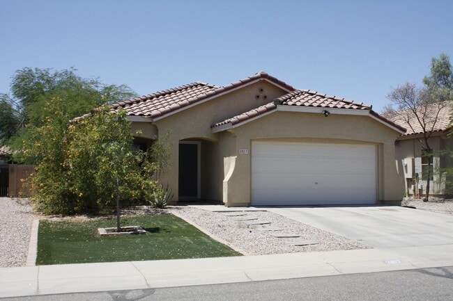Building Photo - 2817 W Silver Creek Ln