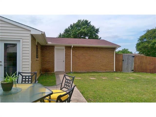 Building Photo - 418 Cambria Dr