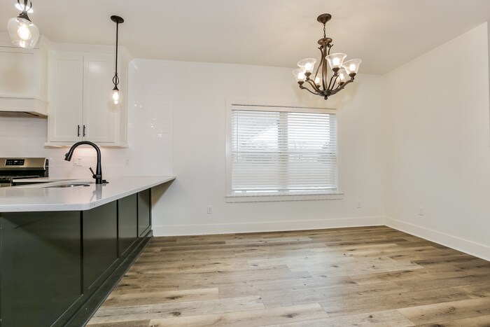 Building Photo - 16220 Lamarche Dr