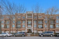 Building Photo - 4330 N Neva Ave