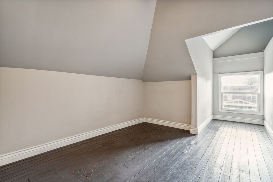 Building Photo - 2246 N 4th St