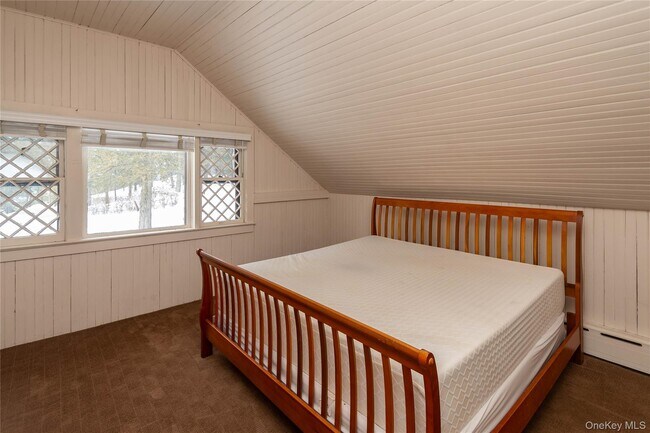 Building Photo - 4 Sengen Ln