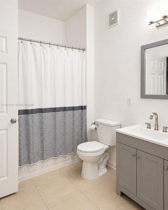 Building Photo - 3314 Robert Trent Jones Dr