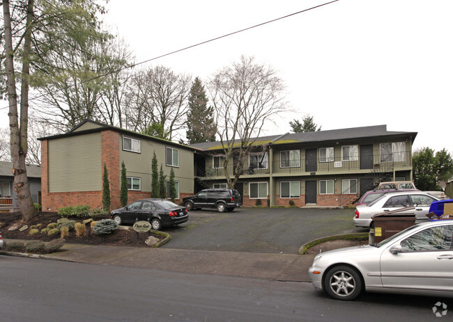 Primary Photo - Pines East