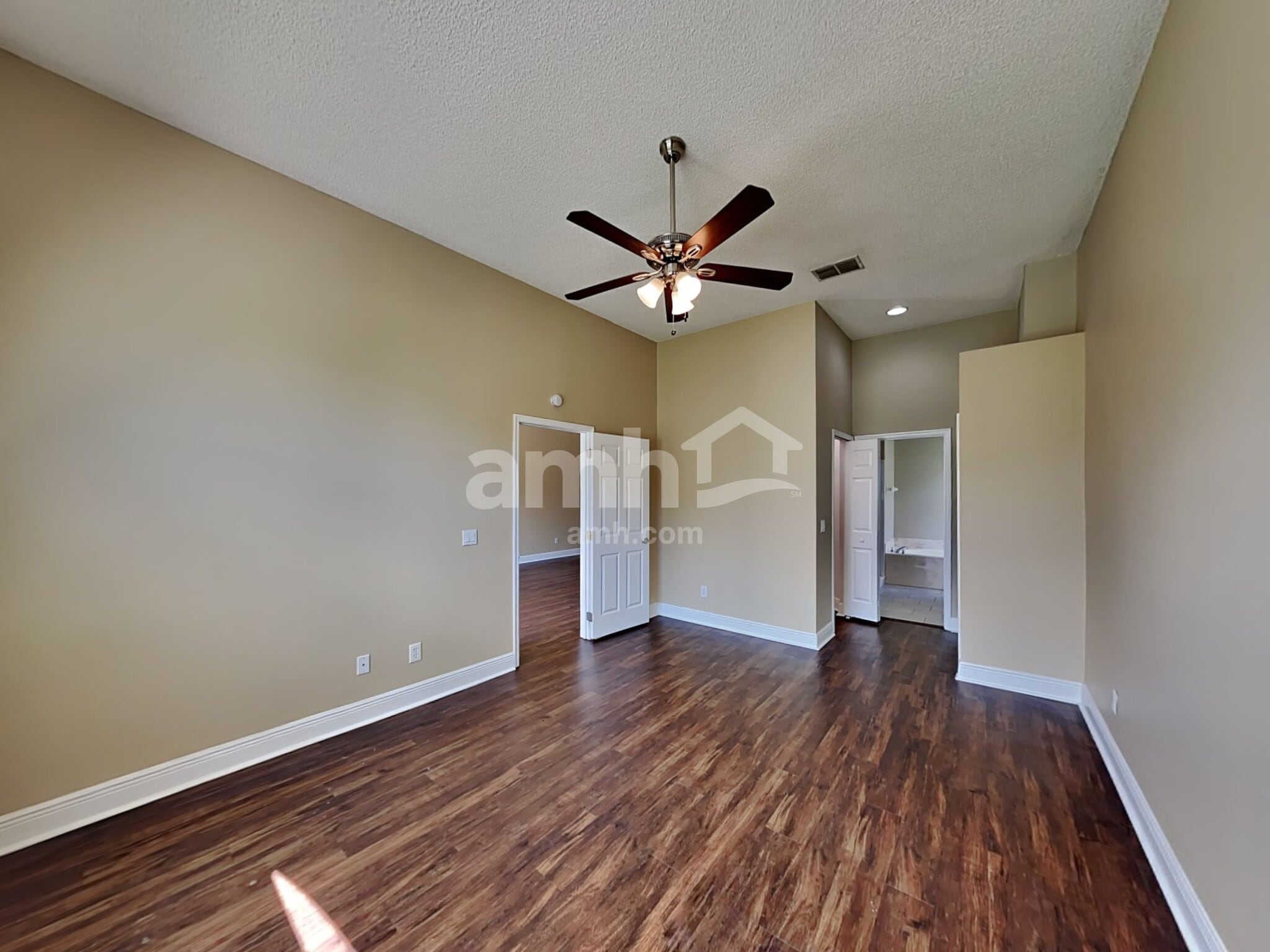 Building Photo - 3588 Foxcroft Cir