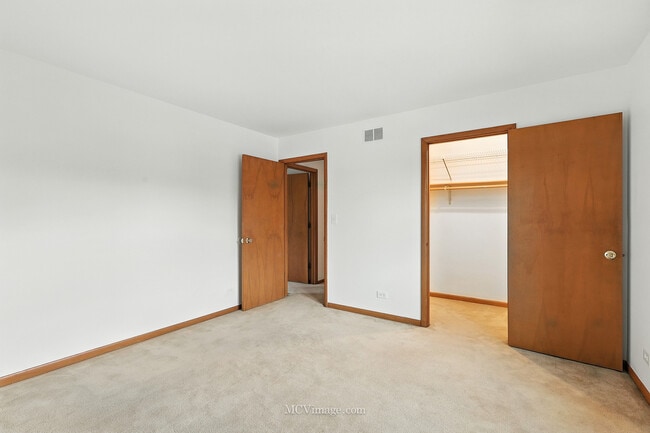 Building Photo - 2101 Babst Ct