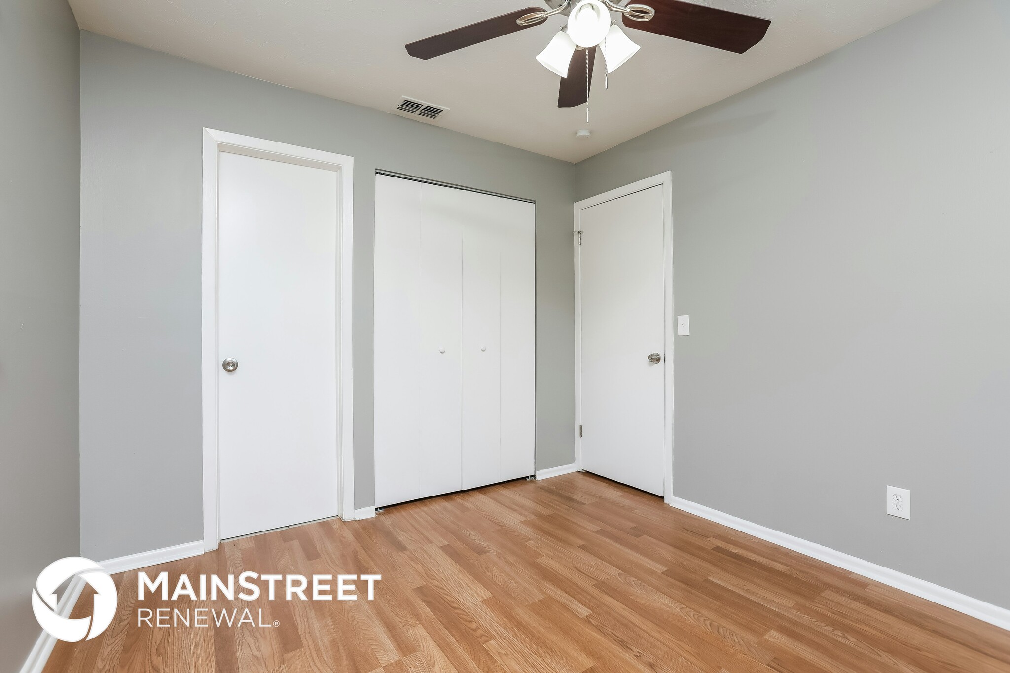 Building Photo - 470 Sunnyview Cir