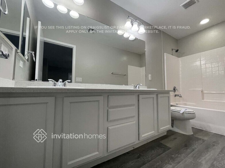 Building Photo - 5249 Fire Night Ave