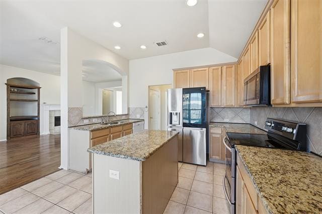 Building Photo - 2229 White Rock Ln