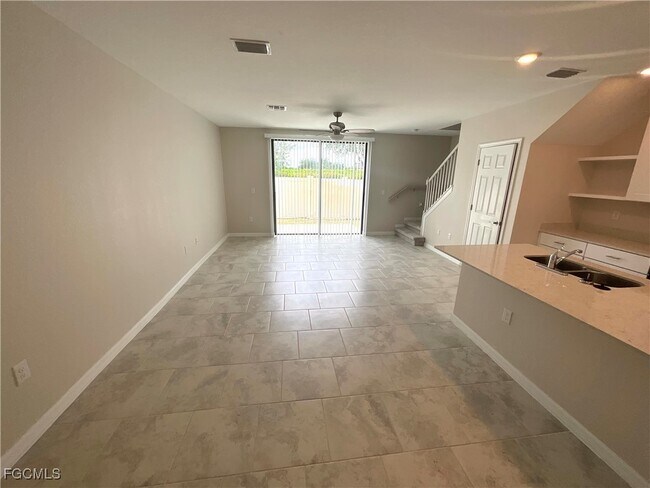 Building Photo - 14067 Oviedo Pl