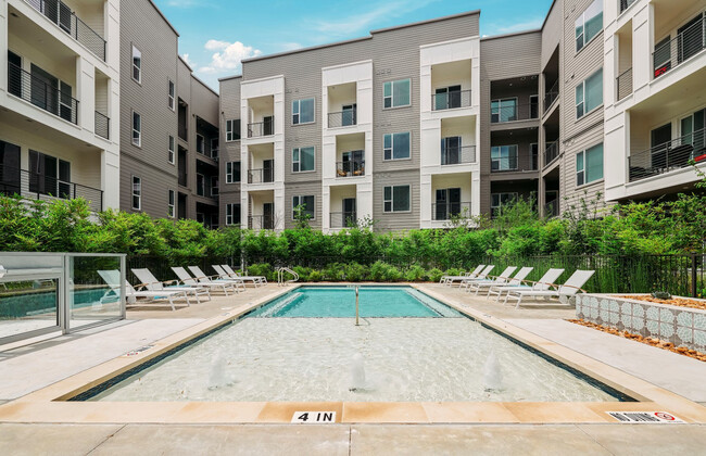 Building Photo - The Copeland