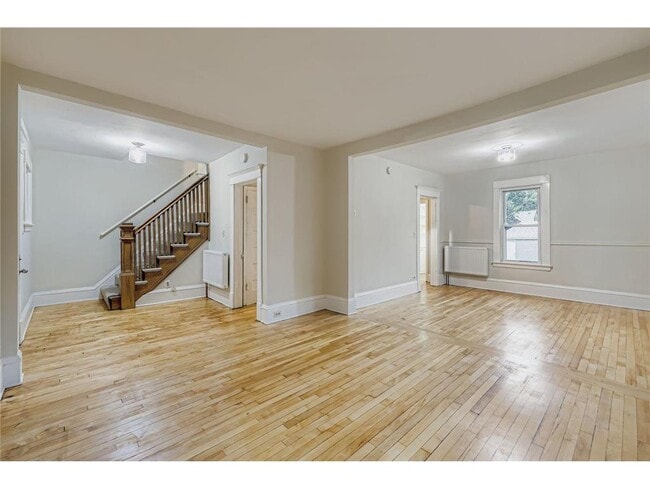 Building Photo - 2939 Russell Ave N