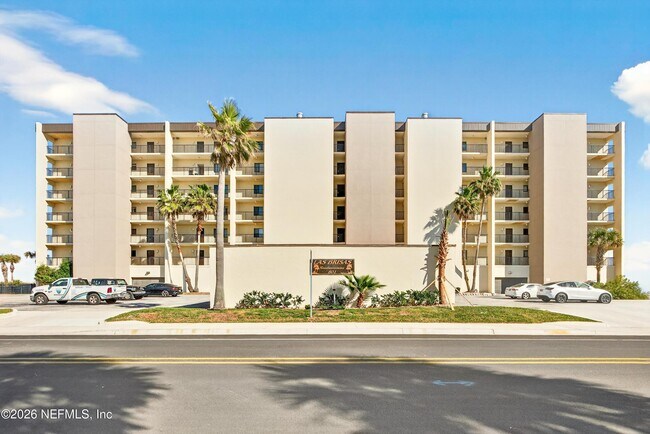 Building Photo - 601 1st St S