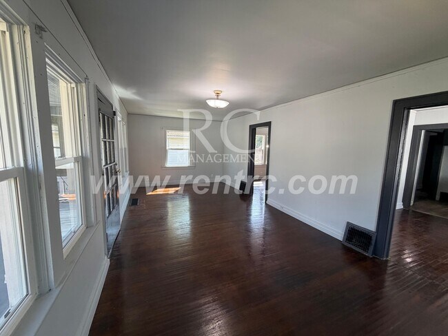 Building Photo - 26 Delaware-