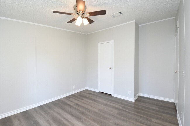 Building Photo - 12767 Roy Harris Loop