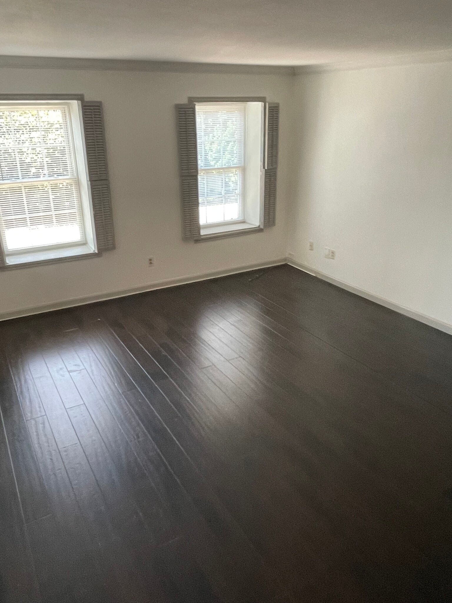 Living Room - 361 N Post Oak Ln