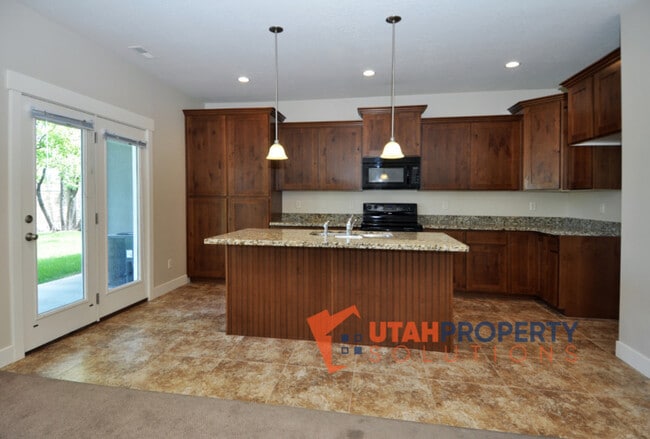 Building Photo - 1752 Winford Dr