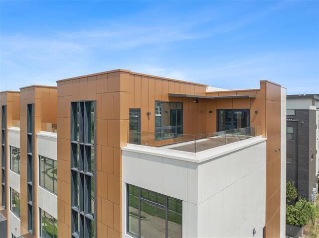 Building Photo - 1874 Beaumont St