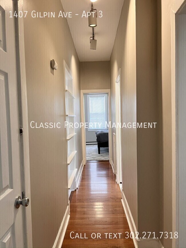 Building Photo - 1407 Gilpin Ave