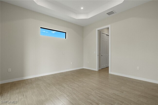 Building Photo - 4715 6th St W