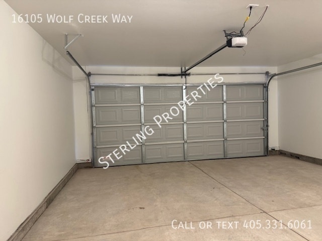 Building Photo - 16105 Wolf Crk Wy