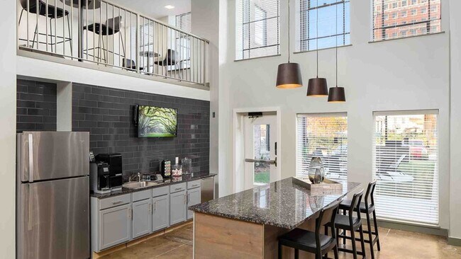 Building Photo - 2308 4th Ave N