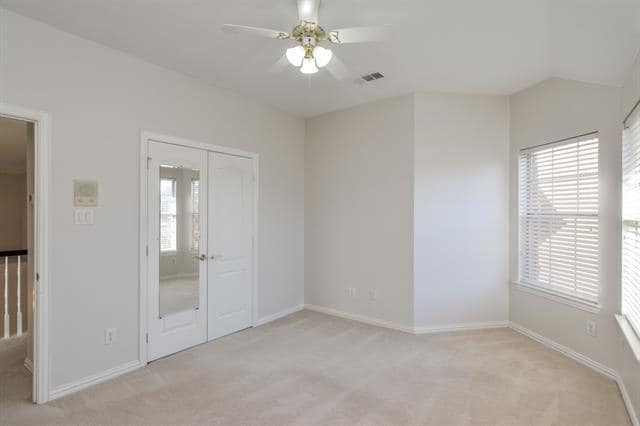 Building Photo - 8512 Mesa Verde Dr