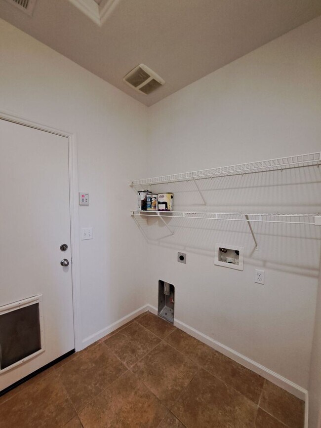 Building Photo - Rent Reduced to $2250 & Move in Special Half Off the 1st Month's Rent – Single Level 3BR Home w/ ...