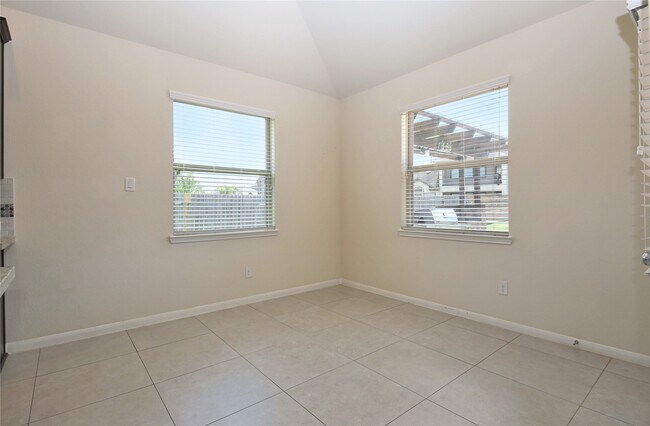 Building Photo - 26339 Landover Hills Ln
