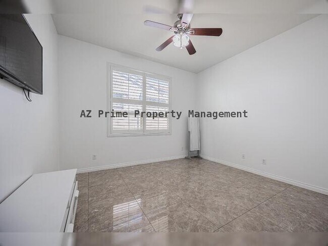 Building Photo - 224 E Mead Dr